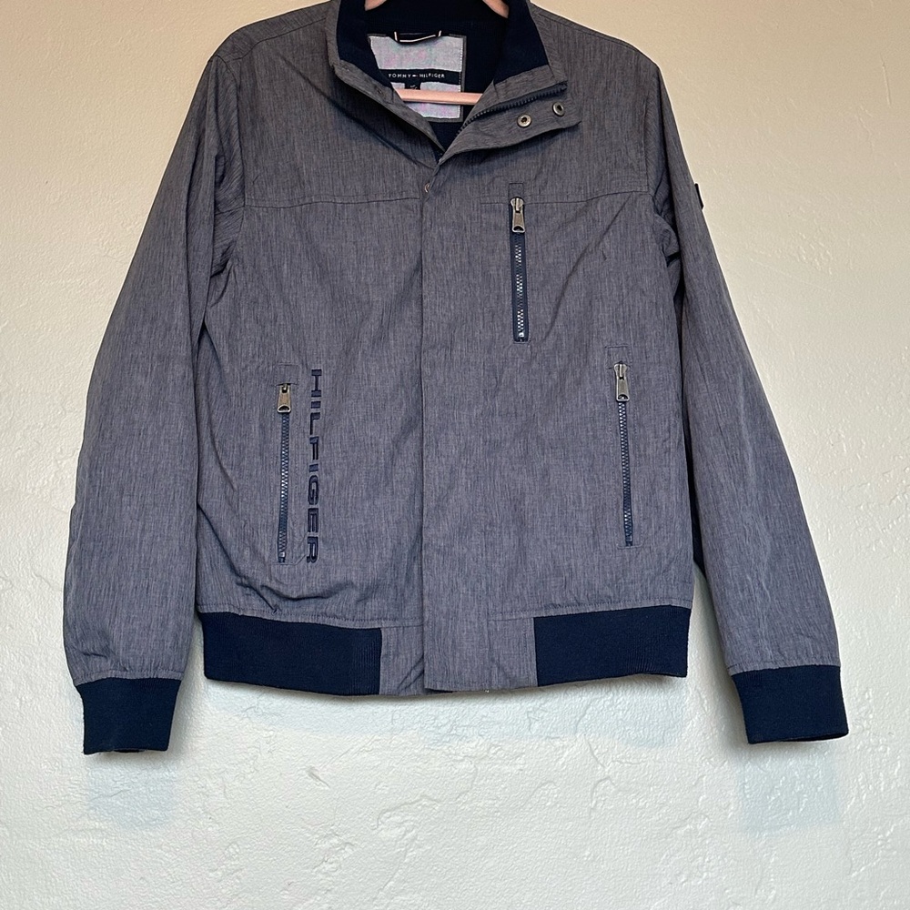 Tommy Hilfiger Gray Windbreaker with Ribbed Trim